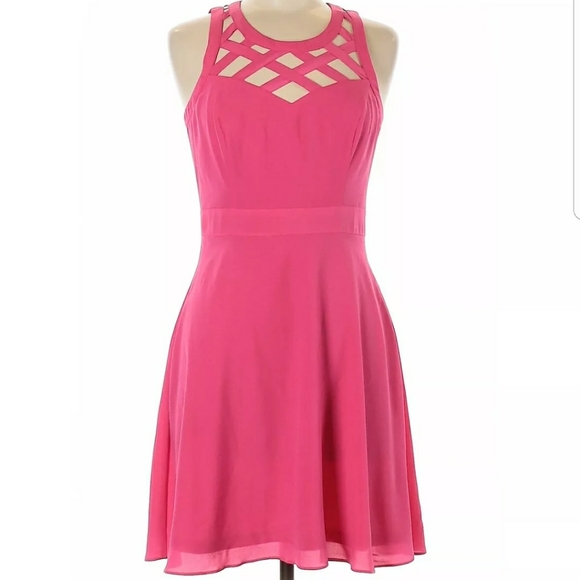 Guess Dresses & Skirts - GUESS WOMEN'S PINK COCKTAIL DRESS